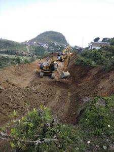 सडक निर्माण