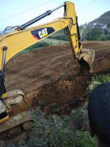 सडक निर्माण